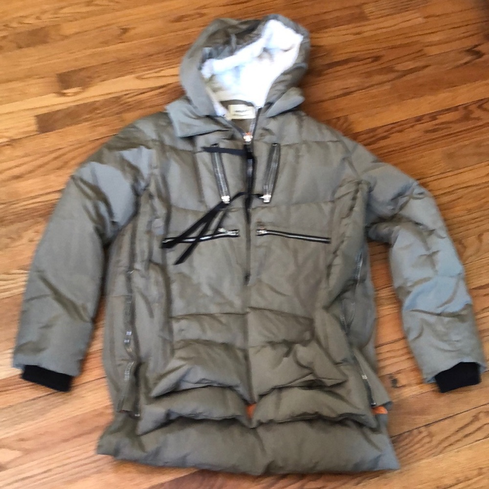 Orolay Women's Thickened Down Jacket